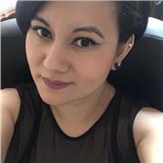 La profesora te ayuda a avanzar en tus proyectos de investigación y tesis, por medio de herramientas metodológicas. También se dan clases de historia para bachillerato y secundaria